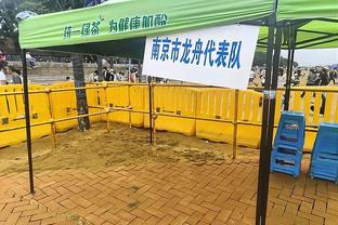 21岁前连续三场场均27+10板&3+三分球员：詹姆斯、077、小贾巴里